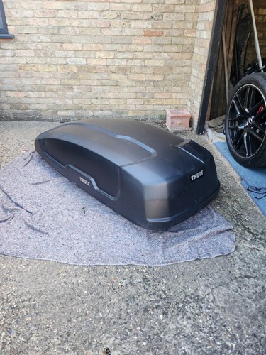 Thule force roof box - box,